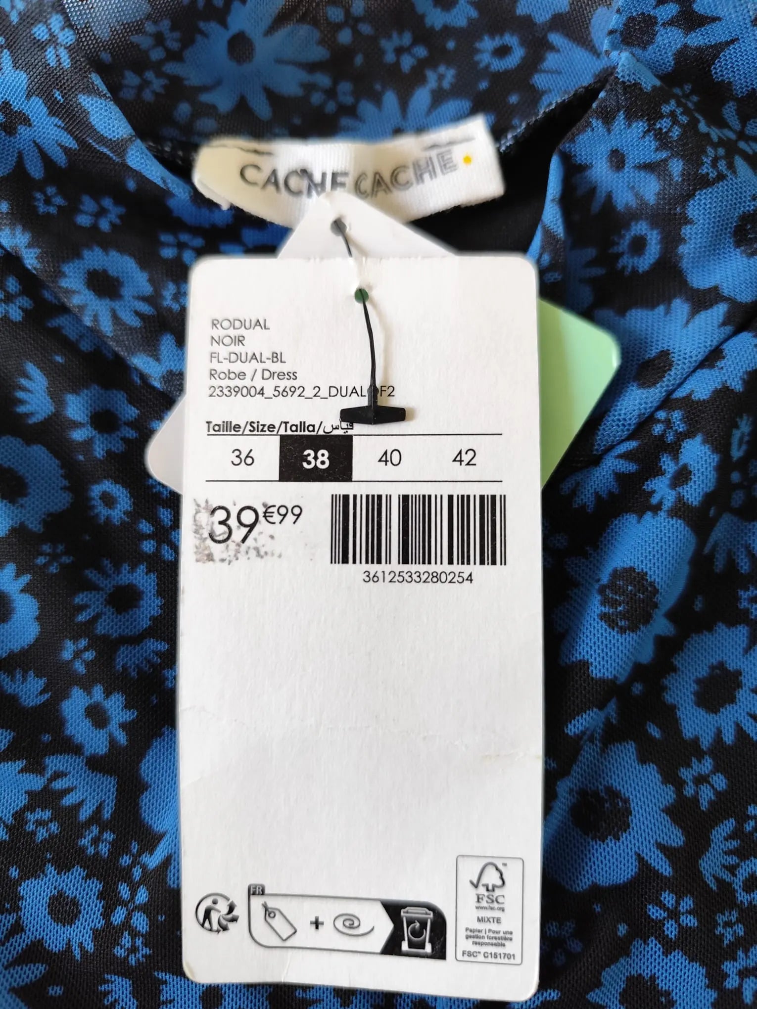 Robe féminine de chez cache cache. SAMDIASOLDES